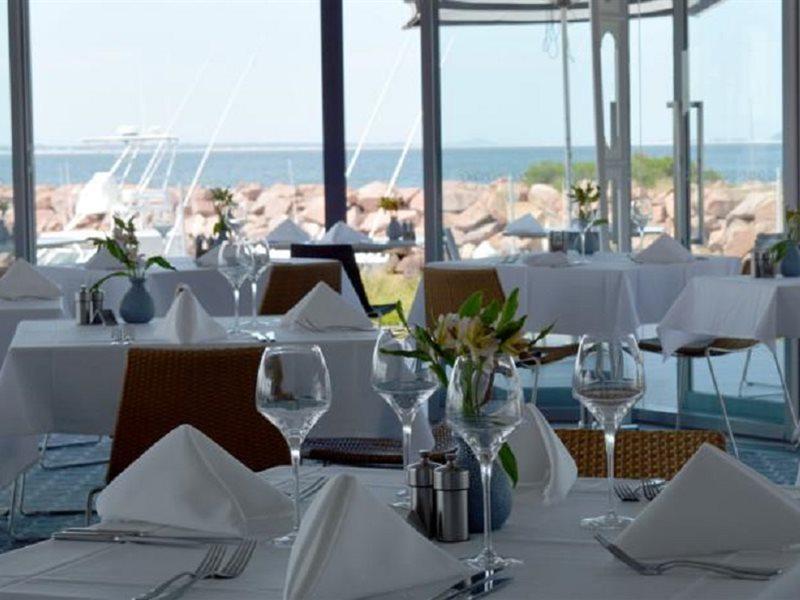 Anchorage Port Stephens Hotel Corlette Bagian luar foto