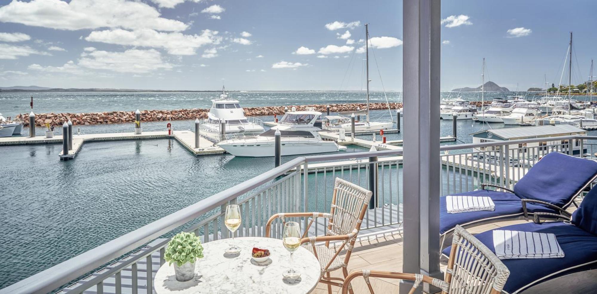 Anchorage Port Stephens Hotel Corlette Bagian luar foto
