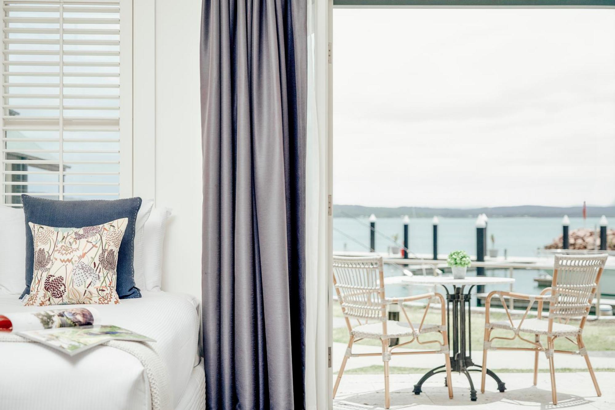 Anchorage Port Stephens Hotel Corlette Ruang foto